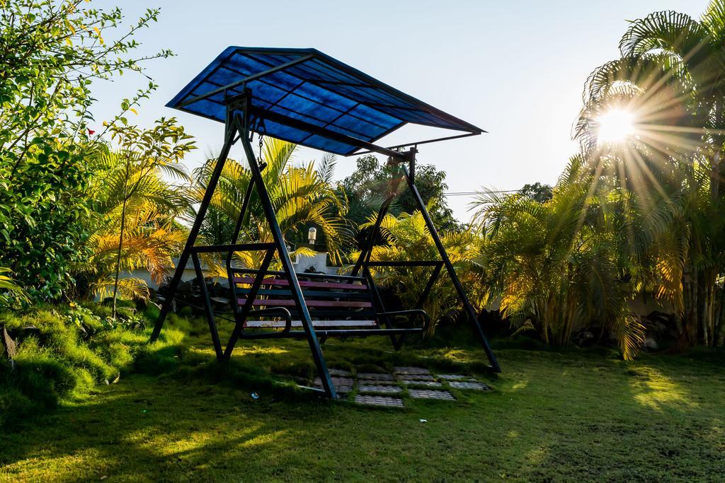 Amidhara Resort Sasan Gir Buitenkant foto