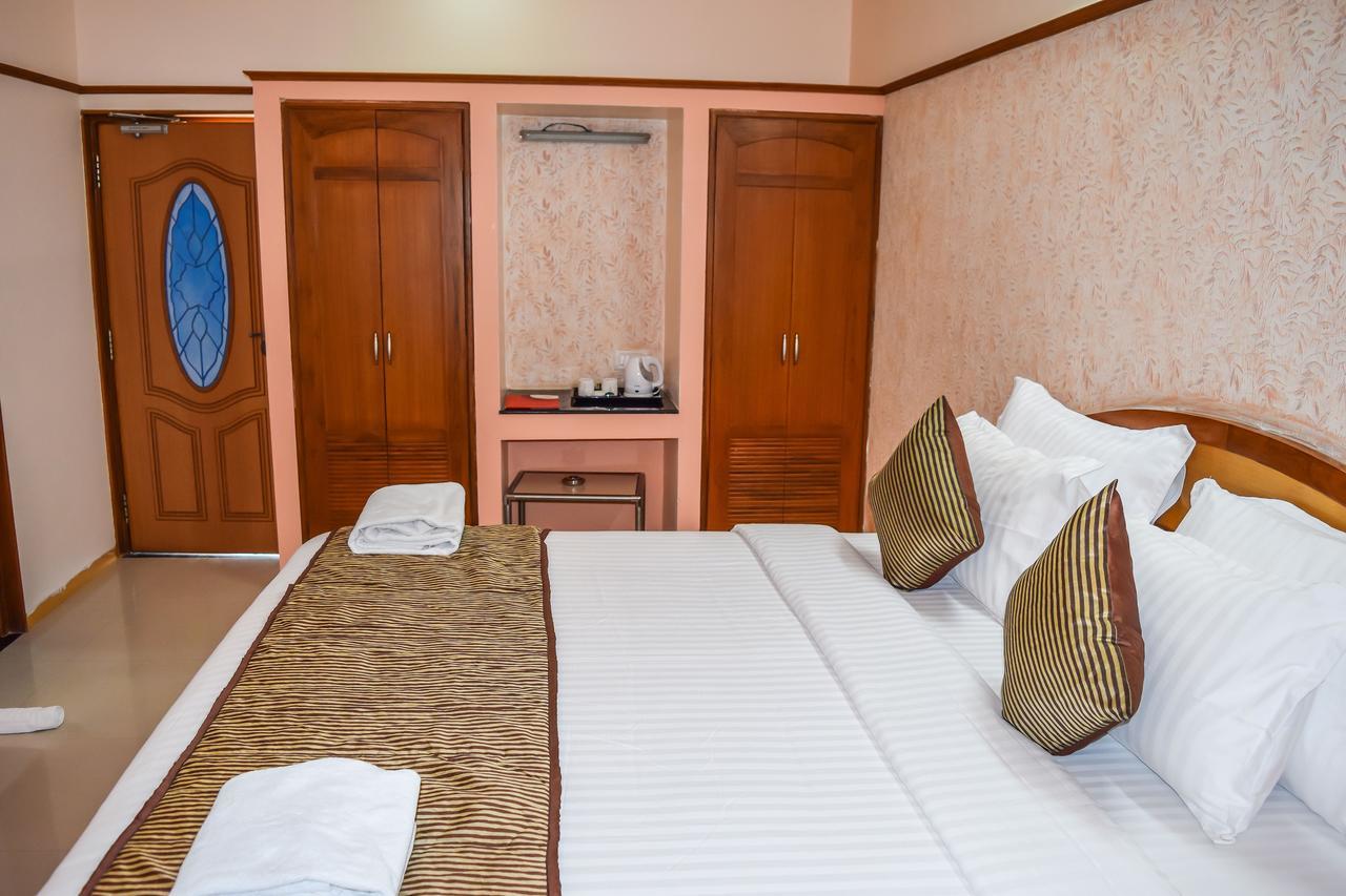 Amidhara Resort Sasan Gir Buitenkant foto