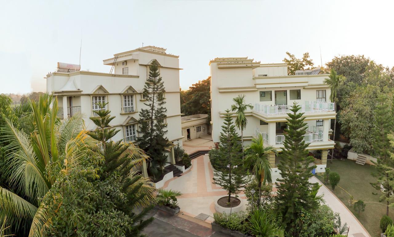Amidhara Resort Sasan Gir Buitenkant foto