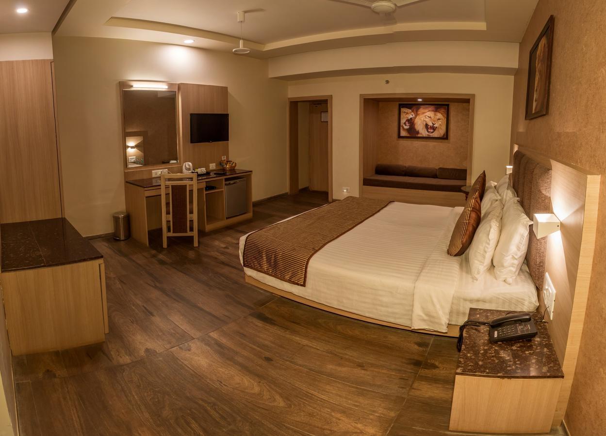 Amidhara Resort Sasan Gir Buitenkant foto